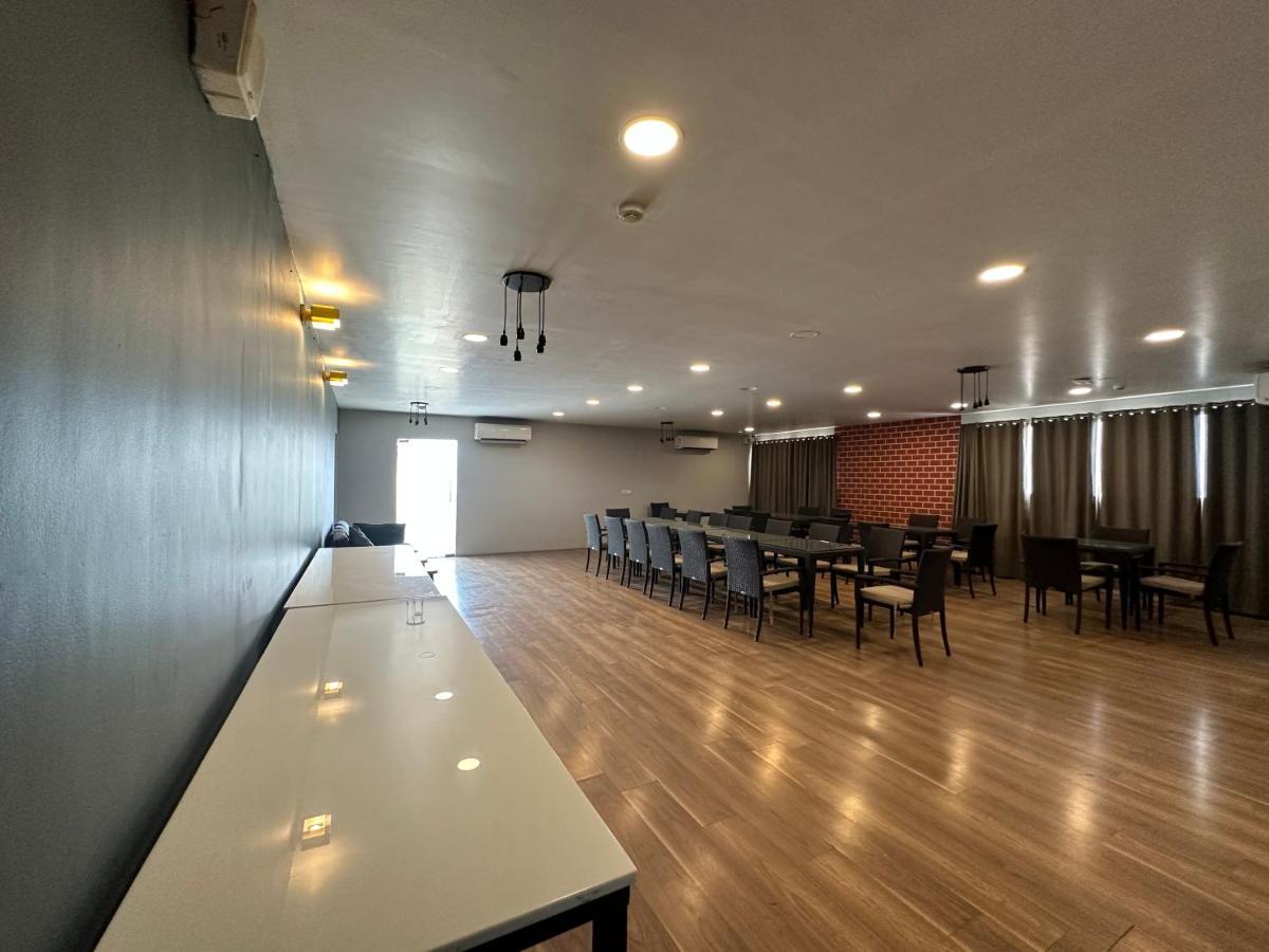 העיר בנגלור Upar Hotels Indiranagar מראה חיצוני תמונה