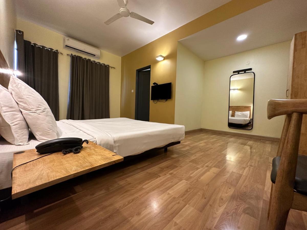 העיר בנגלור Upar Hotels Indiranagar מראה חיצוני תמונה