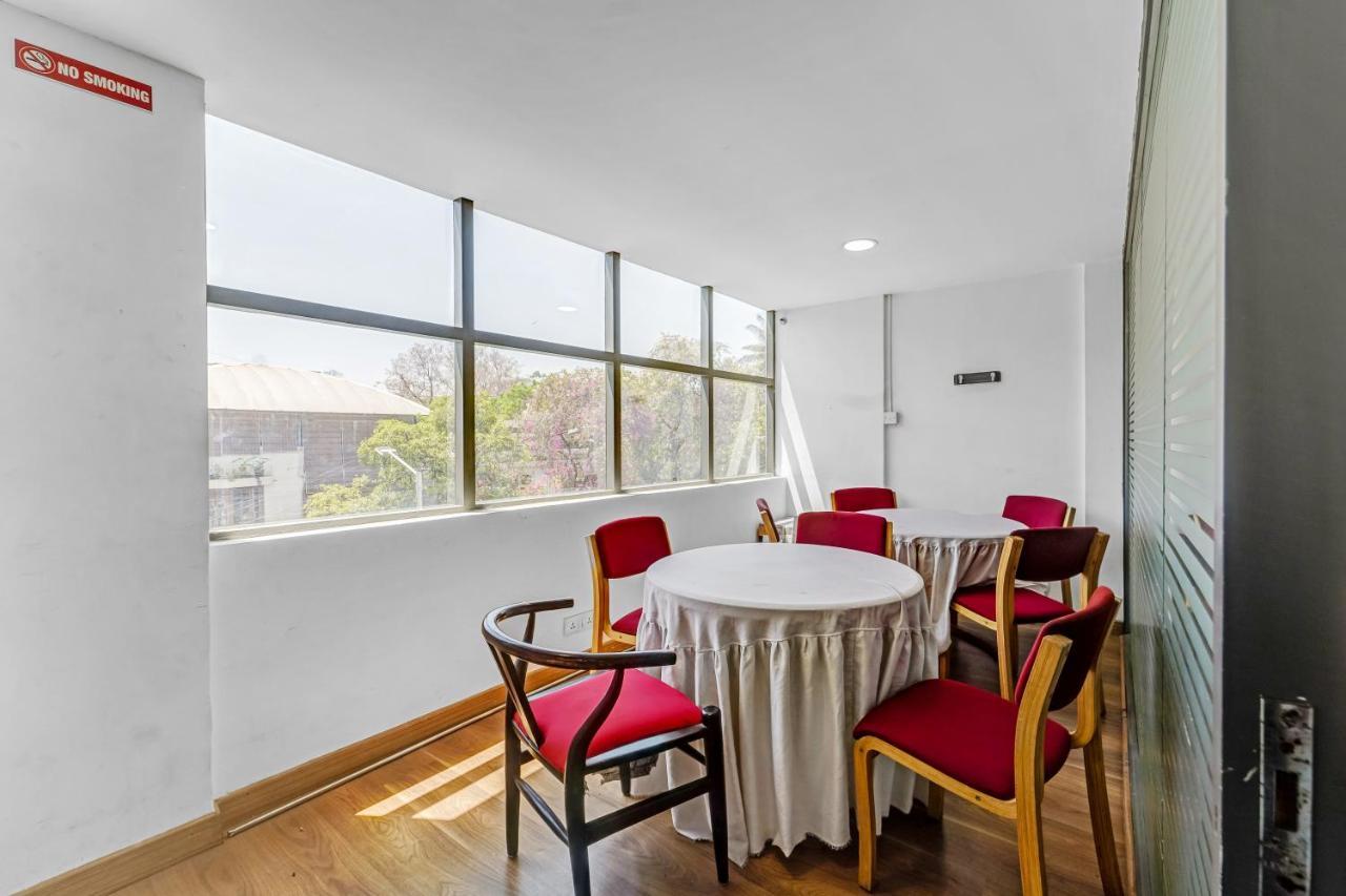 העיר בנגלור Upar Hotels Indiranagar מראה חיצוני תמונה
