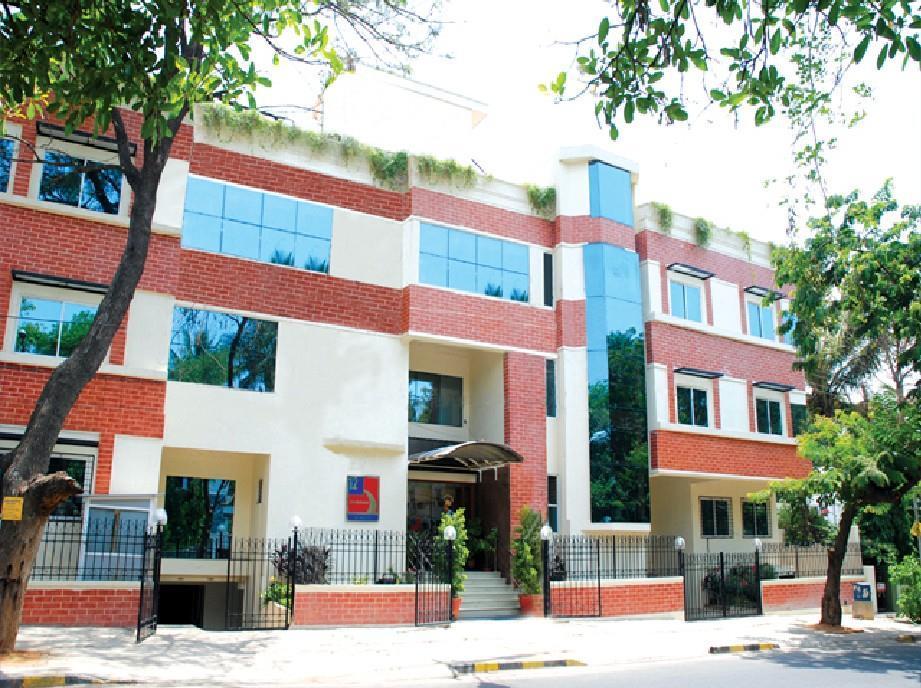 העיר בנגלור Upar Hotels Indiranagar מראה חיצוני תמונה