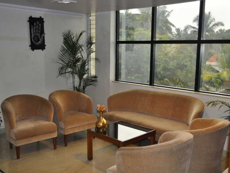 העיר בנגלור Upar Hotels Indiranagar מראה חיצוני תמונה