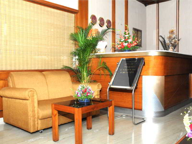 העיר בנגלור Upar Hotels Indiranagar מראה חיצוני תמונה